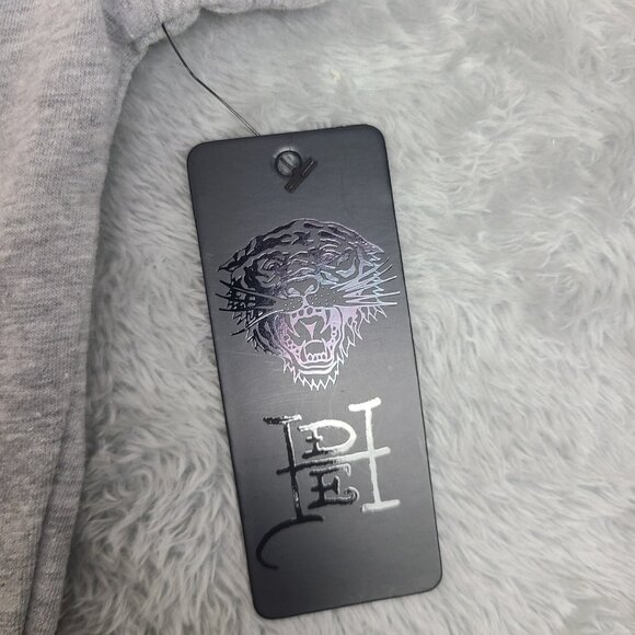 Ed Hardy T Shirt Kids Size Medium Love BitesOn Front Logo - Picture 3 of 8